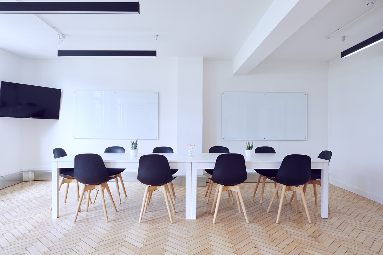 Elevate Your Meetings with Digital Conference Room Signage